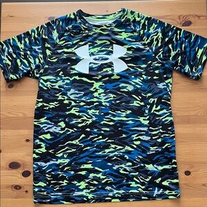 Under Armour Blue and Green Camo Tee Youth XL